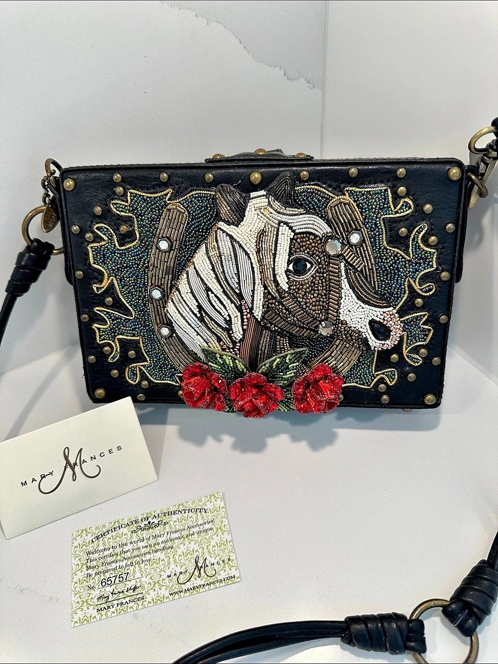 Mary Frances horse, Let's Gallop shoulder
Black & Gold absolutely stunning!